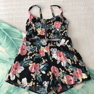 CHARLOTTE RUSSE SET